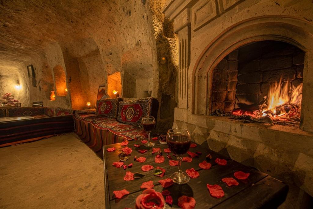 Kapadokya Ihlara Konaklari Antik Gelveri Konagi Guzelyurt Buitenkant foto