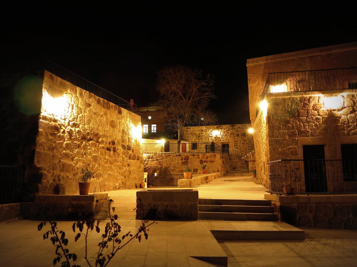Kapadokya Ihlara Konaklari Antik Gelveri Konagi Guzelyurt Buitenkant foto